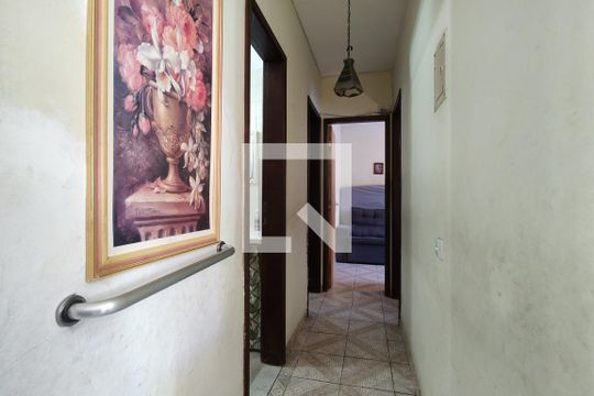 Corredor  de casa de condomínio à venda com 3 quartos, 213m² em Taquara, Rio de Janeiro