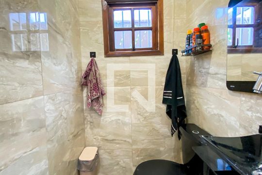 Lavabo de casa para alugar com 4 quartos, 180m² em Engenheiro Goulart, São Paulo