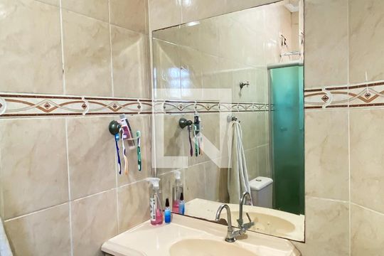 Banheiro da Suíte de casa para alugar com 4 quartos, 180m² em Engenheiro Goulart, São Paulo