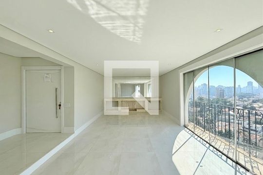 Sala de apartamento à venda com 3 quartos, 207m² em Santo Amaro, São Paulo