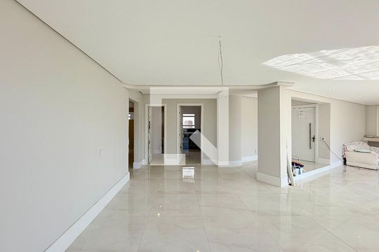 Sala de apartamento à venda com 3 quartos, 207m² em Santo Amaro, São Paulo