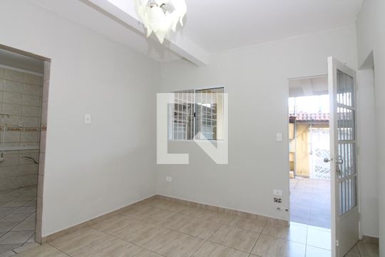 Sala casa 1 de casa à venda com 5 quartos, 144m² em Jardim Três Marias, São Paulo