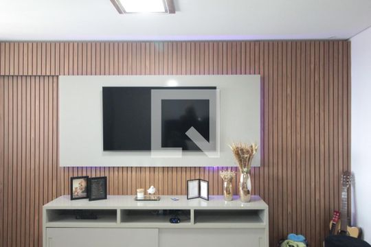 Sala de Estar de casa para alugar com 4 quartos, 216m² em Jardim Leblon, Belo Horizonte