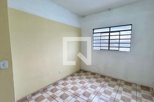 Quarto 1 de casa para alugar com 2 quartos, 70m² em Jardim Ansalca, Guarulhos