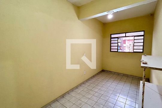 Quarto 2 de casa para alugar com 2 quartos, 70m² em Jardim Ansalca, Guarulhos