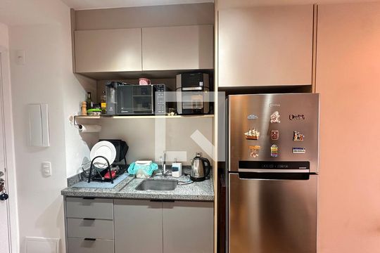 Kitnet/Studio à venda com 1 quarto, 25m² em Jardim das Acacias, São Paulo