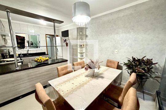 Sala de Jantar de casa à venda com 4 quartos, 180m² em Cidade Patriarca, São Paulo
