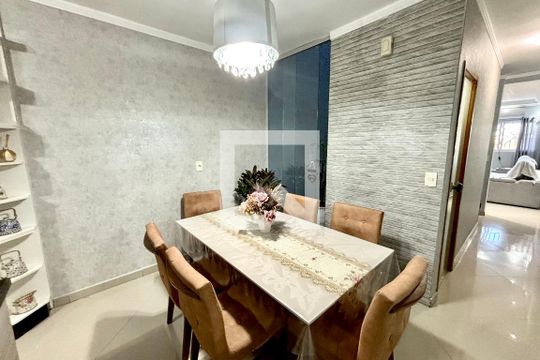 Sala de Jantar de casa à venda com 4 quartos, 180m² em Cidade Patriarca, São Paulo