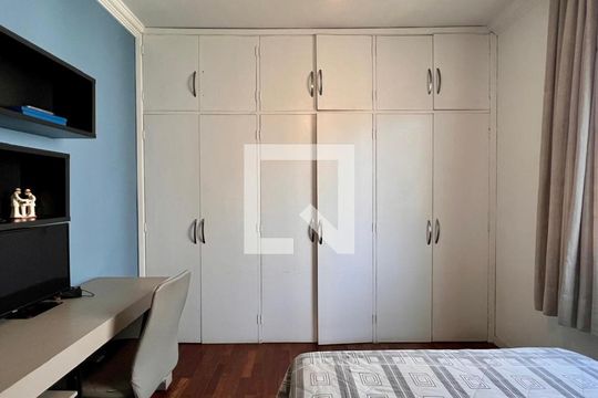 Apartamento à venda com 4 quartos, 153m² em Grajaú, Belo Horizonte