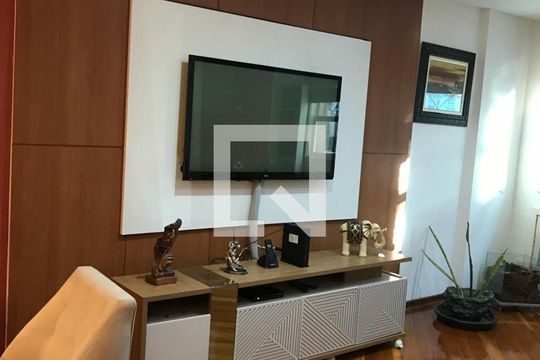 Sala de casa à venda com 3 quartos, 215m² em Recreio dos Bandeirantes, Rio de Janeiro