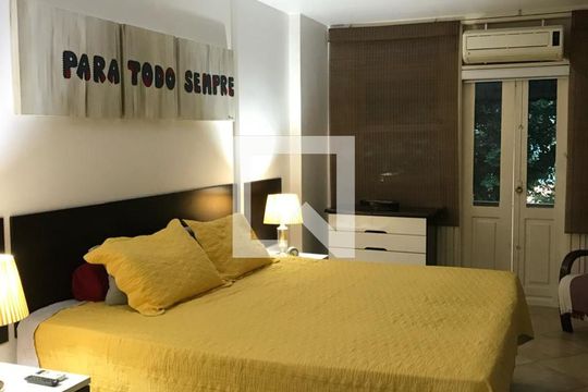 Quarto de casa à venda com 3 quartos, 215m² em Recreio dos Bandeirantes, Rio de Janeiro
