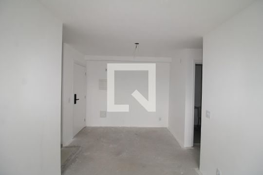 Apartamento à venda com 2 quartos, 59m² em Vila Bandeirantes, São Paulo