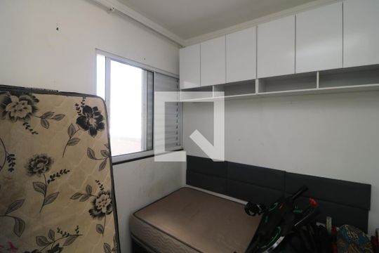 Quarto 2 de apartamento para alugar com 2 quartos, 44m² em Jardim Vila Formosa, São Paulo
