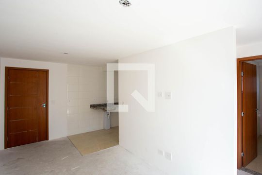 Sala de apartamento à venda com 2 quartos, 51m² em Vila Maria Leonor, Diadema