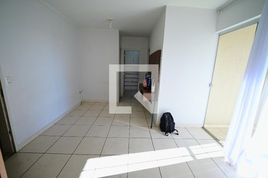 Apartamento para alugar com 2 quartos, 75m² em Parque Oeste Industrial, Goiânia
