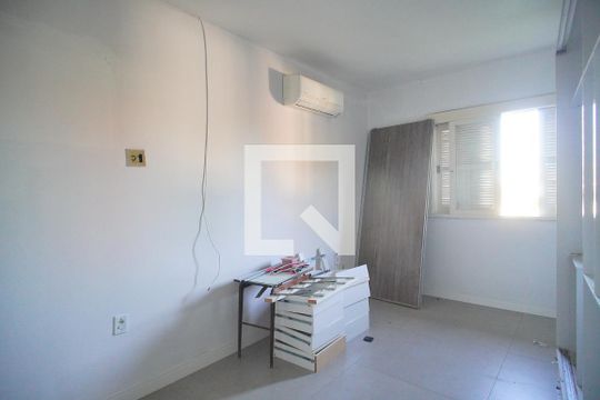 Suíte de casa à venda com 3 quartos, 180m² em Vila Nova, Novo Hamburgo
