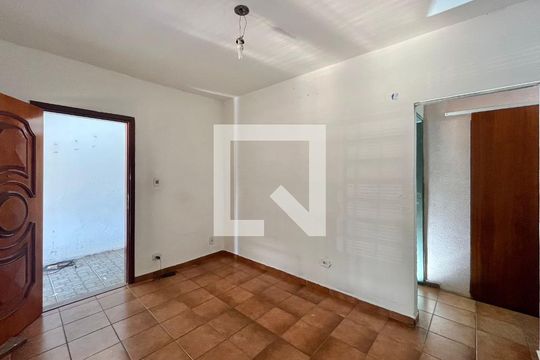 Sala de casa à venda com 2 quartos, 150m² em Jardim Campos Eliseos, Campinas
