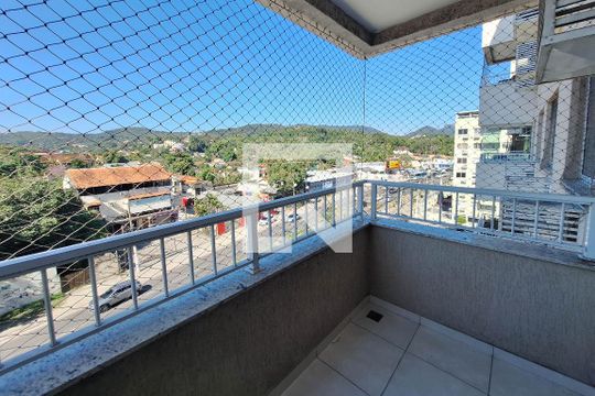 Sala de apartamento para alugar com 2 quartos, 70m² em Badu, Niterói