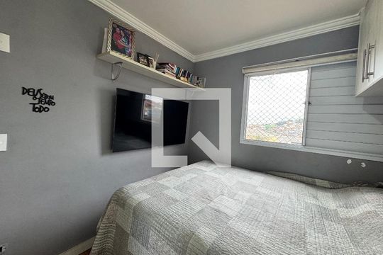 Quarto 2 de apartamento para alugar com 2 quartos, 54m² em Novo Osasco, Osasco
