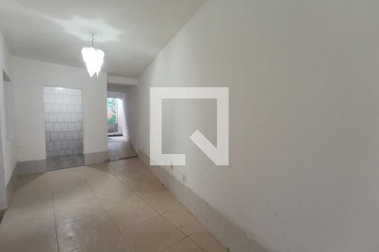 Sala de casa para alugar com 2 quartos, 170m² em Prata, Nova Iguaçu