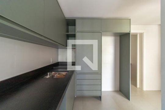 Sala/cozinha de apartamento para alugar com 3 quartos, 180m² em Vila Assunção, Porto Alegre