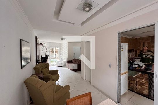Sala de casa de condomínio à venda com 3 quartos, 270m² em Vargem Grande, Rio de Janeiro