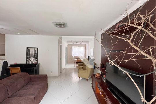 Sala de casa de condomínio à venda com 3 quartos, 270m² em Vargem Grande, Rio de Janeiro
