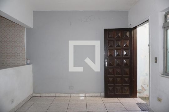 Casa para alugar com 2 quartos, 45m² em Jardim Macedonia, Embu das Artes