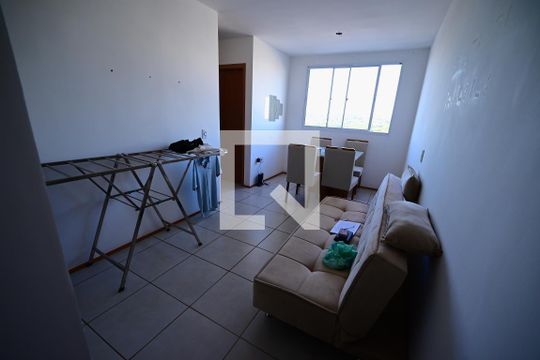 Apartamento à venda com 2 quartos, 48m² em Vila Luciana , Goiânia