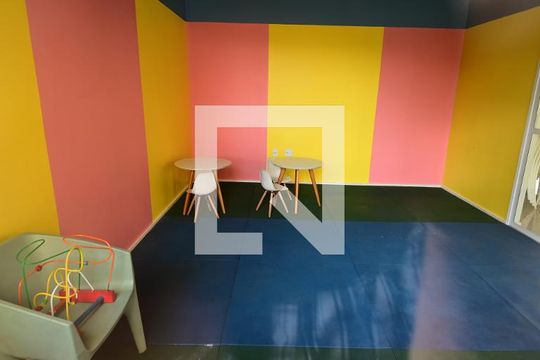 Apartamento à venda com 2 quartos, 48m² em Vila Luciana , Goiânia