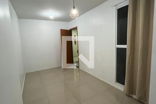 Sala de apartamento para alugar com 2 quartos, 41m² em Igara, Canoas
