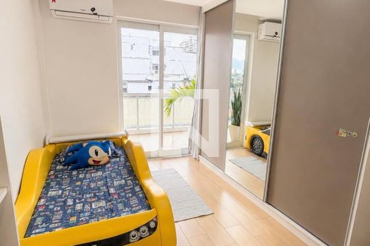Apartamento à venda com 4 quartos, 240m² em Vila Isabel, Rio de Janeiro