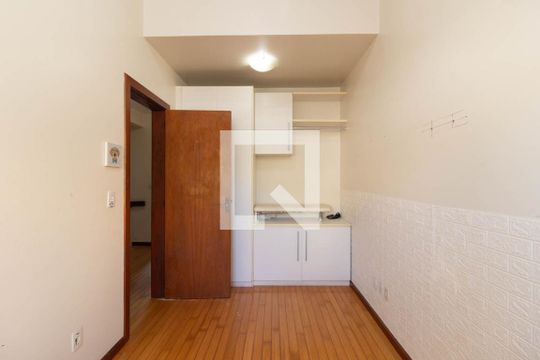 Quarto 1 de casa de condomínio para alugar com 3 quartos, 156m² em Ipanema, Porto Alegre