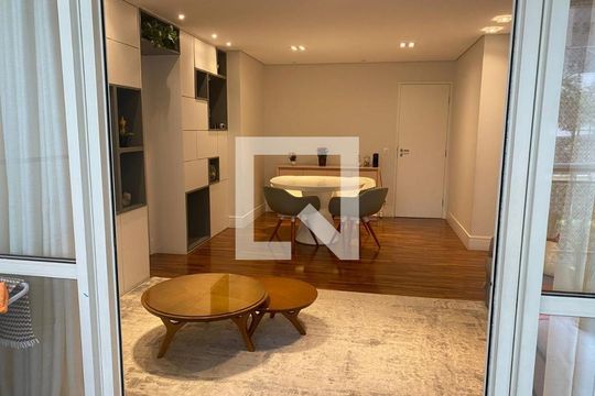 Sala de apartamento à venda com 3 quartos, 107m² em Indianópolis, São Paulo