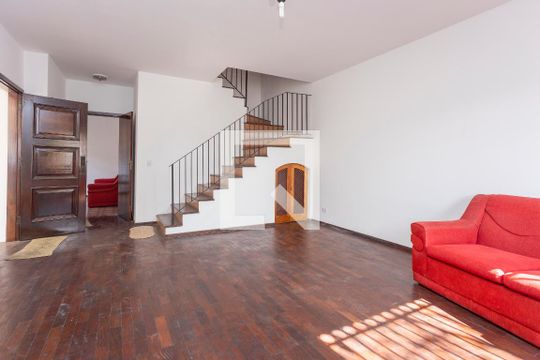 Sala de casa à venda com 4 quartos, 202m² em Cidade Ademar, São Paulo