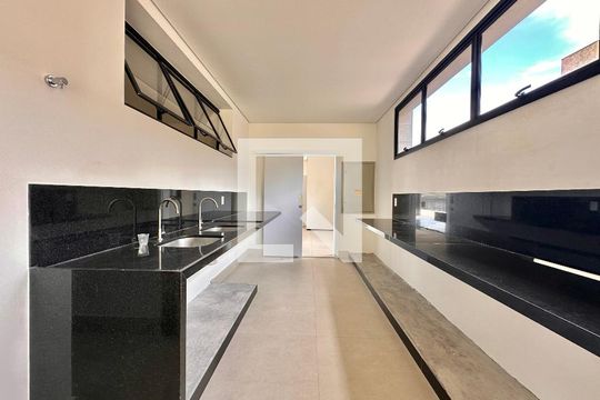 Casa de Condomínio à venda com 4 quartos, 504m² em Lagoa dos Ingleses, Nova Lima