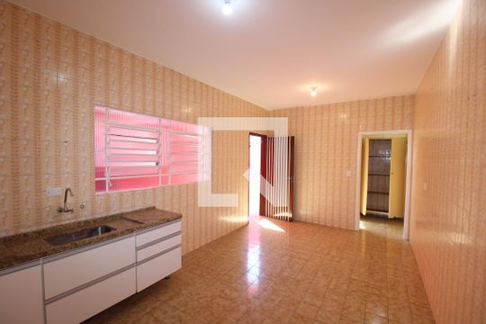 Cozinha de casa para alugar com 1 quarto, 80m² em Vila Isolina Mazzei, São Paulo