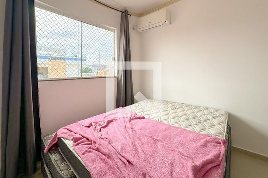 Suíte de apartamento para alugar com 2 quartos, 70m² em Ingleses do Rio Vermelho, Florianópolis