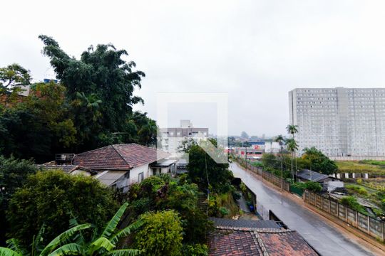 Vista da Sala de apartamento para alugar com 2 quartos, 42m² em Vila Nova Bonsucesso, Guarulhos