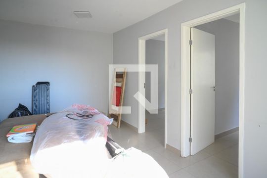 Sala de apartamento para alugar com 2 quartos, 50m² em Parque Fongaro, São Paulo