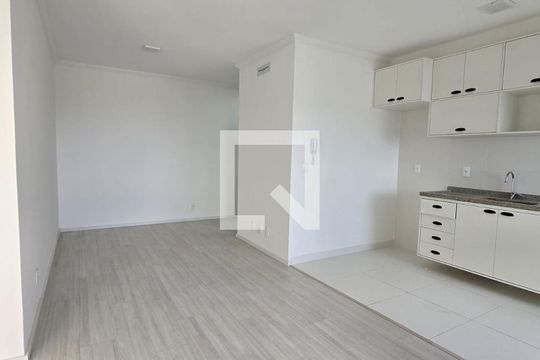Sala/cozinha de apartamento para alugar com 2 quartos, 69m² em Vila Branca, Jacareí