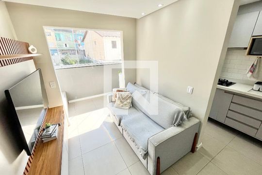 Sala/Cozinha de apartamento para alugar com 2 quartos, 43m² em Imirim, São Paulo