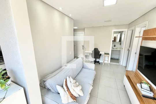 Sala/Cozinha de apartamento para alugar com 2 quartos, 43m² em Imirim, São Paulo