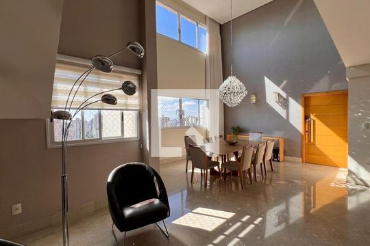 Apartamento à venda com 4 quartos, 266m² em Santo Antônio, Belo Horizonte