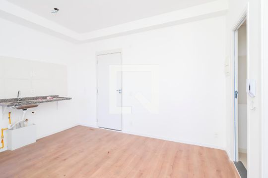 Sala/Cozinha de apartamento para alugar com 1 quarto, 30m² em Cidade Antônio Estêvão de Carvalho, São Paulo
