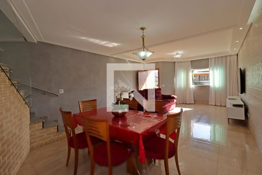 Sala de casa à venda com 3 quartos, 252m² em Parque João Ramalho, Santo André