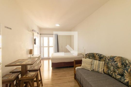 Studio de kitnet/studio à venda com 1 quarto, 28m² em Centro, Curitiba