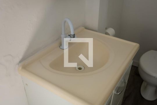 Varanda de casa para alugar com 2 quartos, 70m² em Jardim Faria Lima, São Paulo