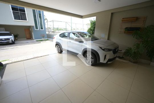 Casa de Condomínio à venda com 3 quartos, 120m² em Setor Center Ville, Goiânia