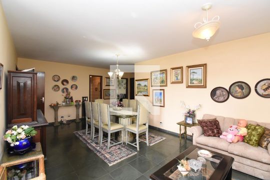 Apartamento à venda com 3 quartos, 146m² em Centro Cívico, Curitiba
